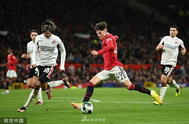 表现也令人 表现也令人